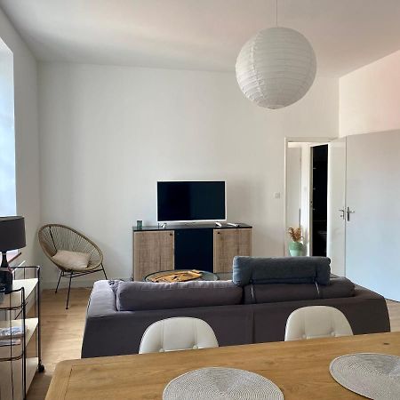 Charmant T2 de 48m2 au cœur du village de Lézignan-Corbieres Extérieur photo